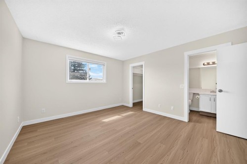 143 Applewood Drive Se, Calgary, AB - Indoor Photo Showing Other Room