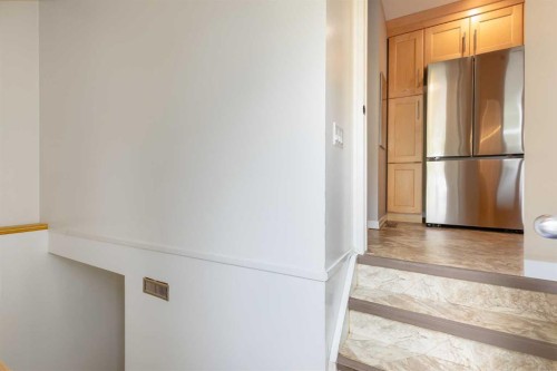 1307 56 Avenue Nw, Calgary, AB - Indoor Photo Showing Other Room