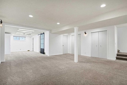 1307 56 Avenue Nw, Calgary, AB - Indoor
