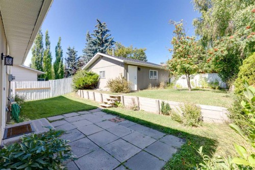 1307 56 Avenue Nw, Calgary, AB - Outdoor