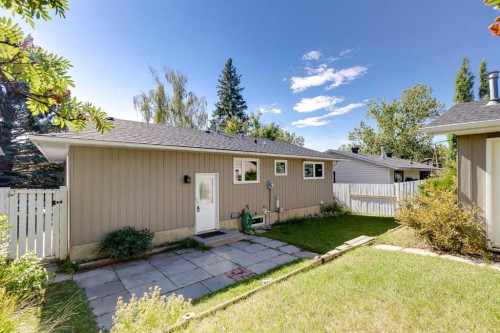 1307 56 Avenue Nw, Calgary, AB - Outdoor