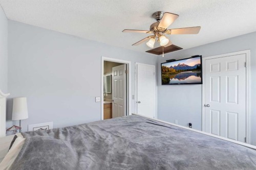 160 Promenade Way Se, Calgary, AB - Indoor Photo Showing Bedroom