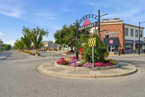 160 Promenade Way Se, Calgary, AB - Outdoor