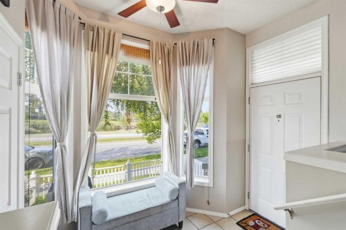 160 Promenade Way Se, Calgary, AB - Indoor Photo Showing Other Room