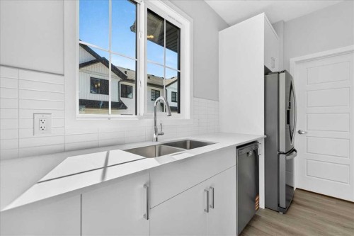 201-1750 Rangeview Drive Se, Calgary, AB 