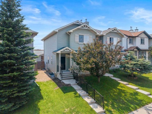 51 Covehaven Mews Ne, Calgary, AB - Outdoor With Facade