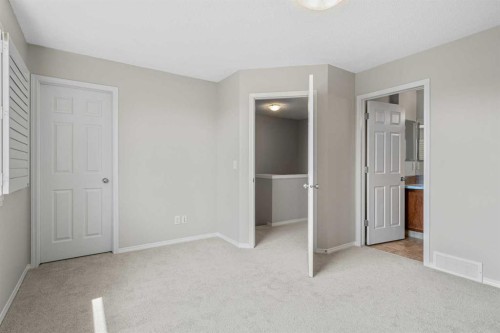 51 Covehaven Mews Ne, Calgary, AB - Indoor Photo Showing Other Room
