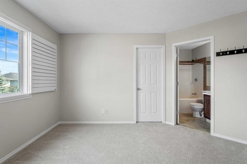 51 Covehaven Mews Ne, Calgary, AB - Indoor
