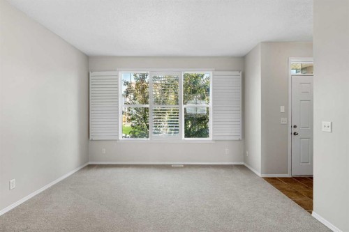 51 Covehaven Mews Ne, Calgary, AB - Indoor Photo Showing Other Room