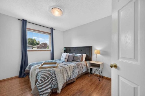 30 Sierra Nevada Way Sw, Calgary, AB 
