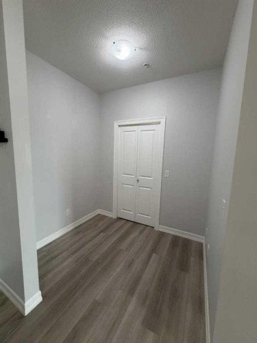 219-117 Copperpond Common Se, Calgary, AB - Indoor Photo Showing Other Room