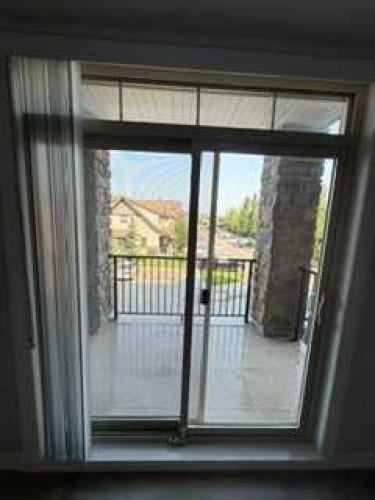219-117 Copperpond Common Se, Calgary, AB - Indoor Photo Showing Other Room