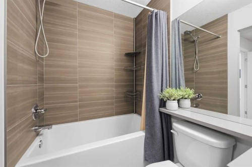 535 Canals Crossing Sw, Airdrie, AB - Indoor Photo Showing Bathroom