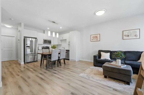 535 Canals Crossing Sw, Airdrie, AB - Indoor