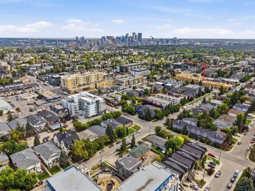 B-2115 35 Avenue Sw, Calgary, AB - Outdoor With View