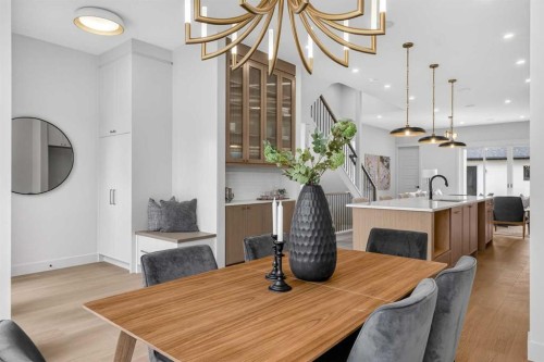 2533 2 Avenue Nw, Calgary, AB - Indoor Photo Showing Dining Room