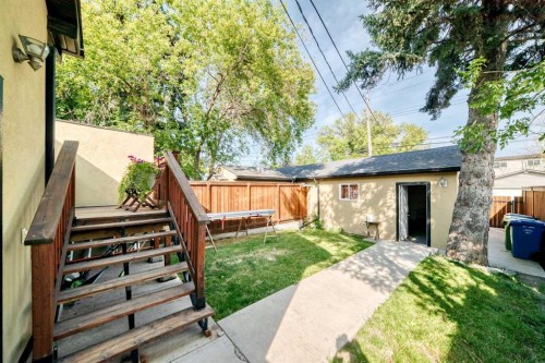 7616 23 Street Se, Calgary, AB - Outdoor
