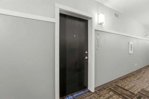 212-4150 Seton Drive Sw, Calgary, AB - Indoor Photo Showing Other Room
