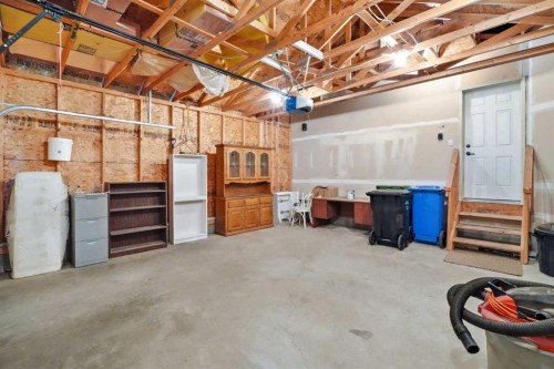 18 Panatella Terrace Nw, Calgary, AB - Indoor Photo Showing Other Room