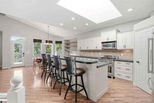 18 Panatella Terrace Nw, Calgary, AB - Indoor Photo Showing Other Room