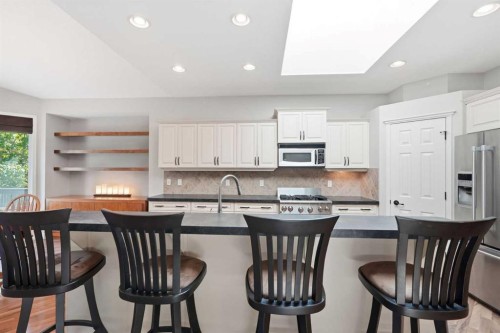 18 Panatella Terrace Nw, Calgary, AB - Indoor