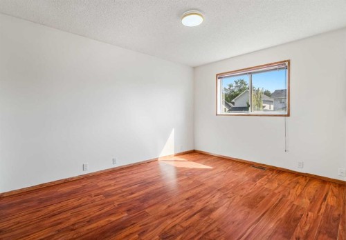 45 Martinridge Crescent Ne, Calgary, AB 