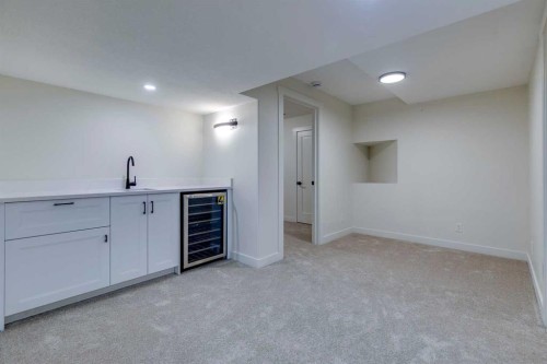 16 Simcrest Point Sw, Calgary, AB - Indoor