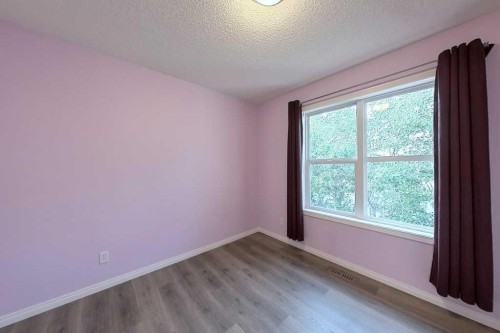 149 Rockborough Green Nw, Calgary, AB - Indoor Photo Showing Other Room