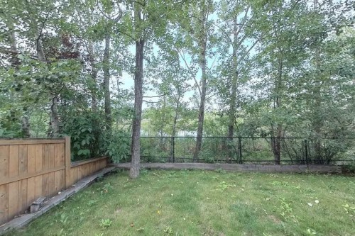 149 Rockborough Green Nw, Calgary, AB - Outdoor