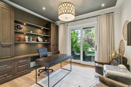 1623 49 Avenue Sw, Calgary, AB - Indoor Photo Showing Office