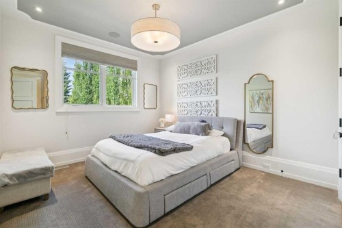 1623 49 Avenue Sw, Calgary, AB - Indoor Photo Showing Bedroom