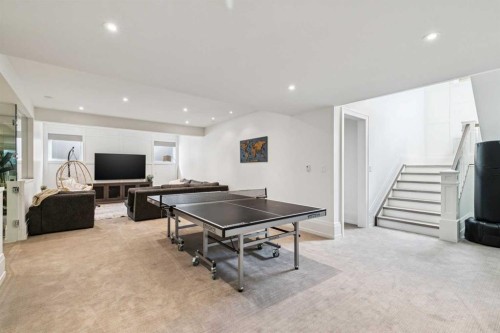 1623 49 Avenue Sw, Calgary, AB - Indoor