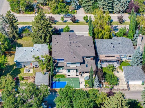 1623 49 Avenue Sw, Calgary, AB - Outdoor With View