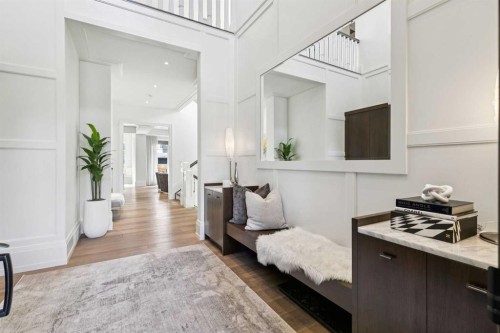 1623 49 Avenue Sw, Calgary, AB - Indoor Photo Showing Other Room