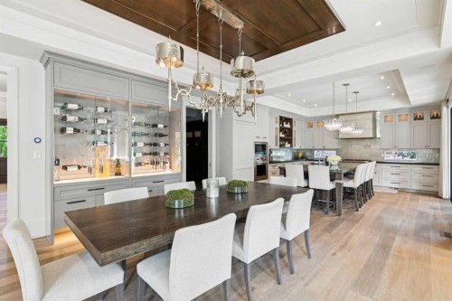 1623 49 Avenue Sw, Calgary, AB - Indoor Photo Showing Dining Room
