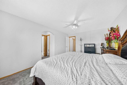 125 Tarawood Place Ne, Calgary, AB - Indoor Photo Showing Bedroom