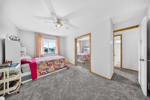125 Tarawood Place Ne, Calgary, AB - Indoor Photo Showing Bedroom