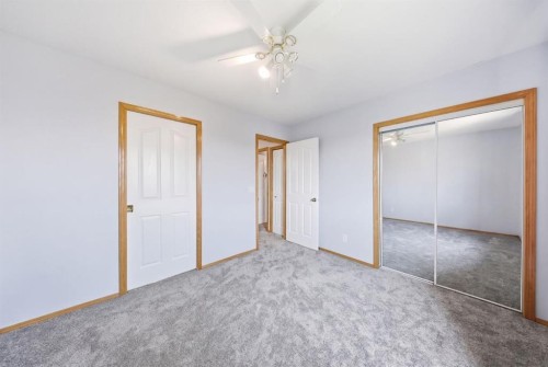 125 Tarawood Place Ne, Calgary, AB - Indoor Photo Showing Other Room