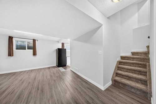 125 Tarawood Place Ne, Calgary, AB - Indoor Photo Showing Other Room