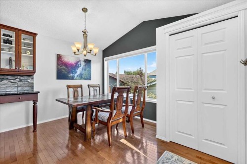 23 Copperfield Rise Se, Calgary, AB 