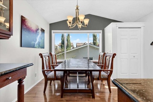 23 Copperfield Rise Se, Calgary, AB 