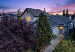 23 Copperfield Rise SE Calgary, AB T2Z 4R6