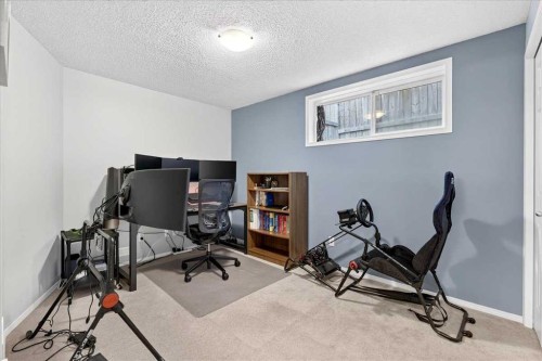 23 Copperfield Rise Se, Calgary, AB 