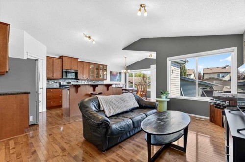 23 Copperfield Rise Se, Calgary, AB 