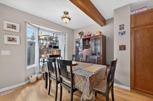 36 Templegreen Bay Ne, Calgary, AB - Indoor Photo Showing Dining Room