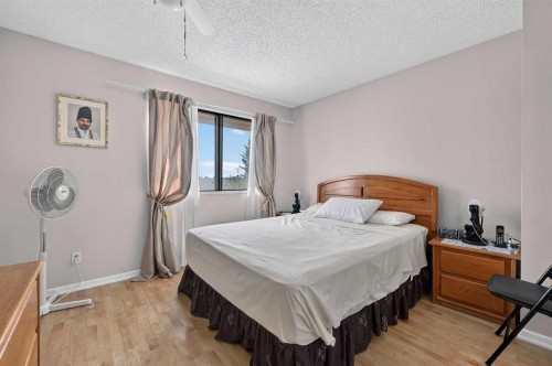 36 Templegreen Bay Ne, Calgary, AB - Indoor Photo Showing Bedroom