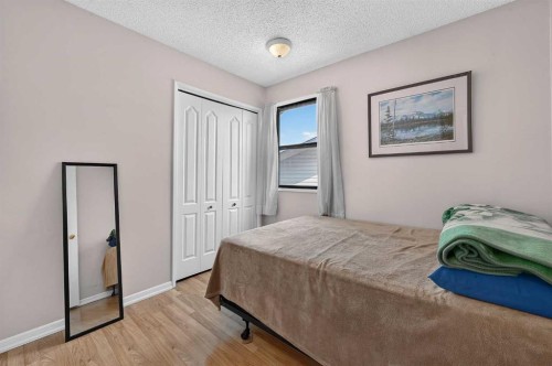 36 Templegreen Bay Ne, Calgary, AB - Indoor Photo Showing Bedroom