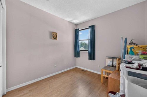36 Templegreen Bay Ne, Calgary, AB - Indoor Photo Showing Other Room