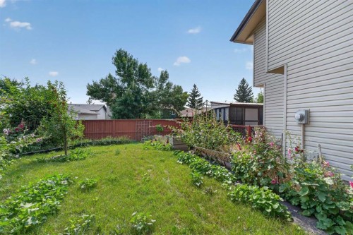 36 Templegreen Bay Ne, Calgary, AB - Outdoor