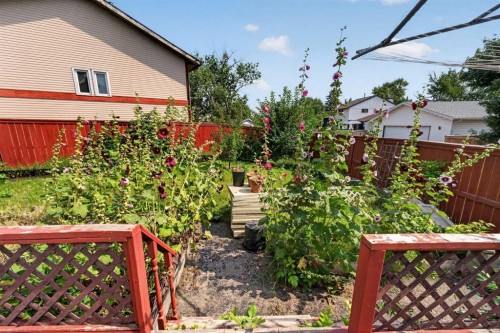 36 Templegreen Bay Ne, Calgary, AB - Outdoor